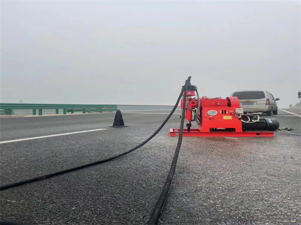 老河口马路路基路面开裂下沉注浆加固灌浆