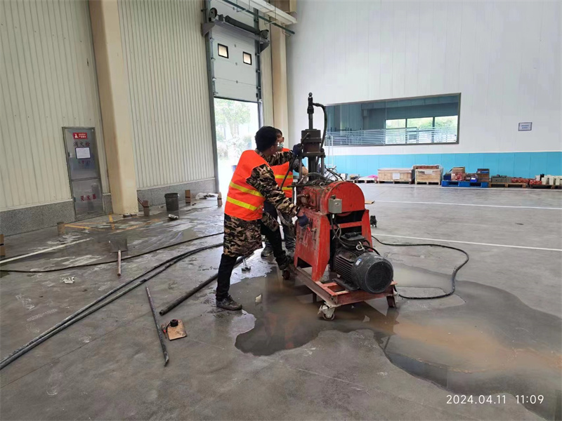 老河口厂房地面下沉塌陷注浆加固施工